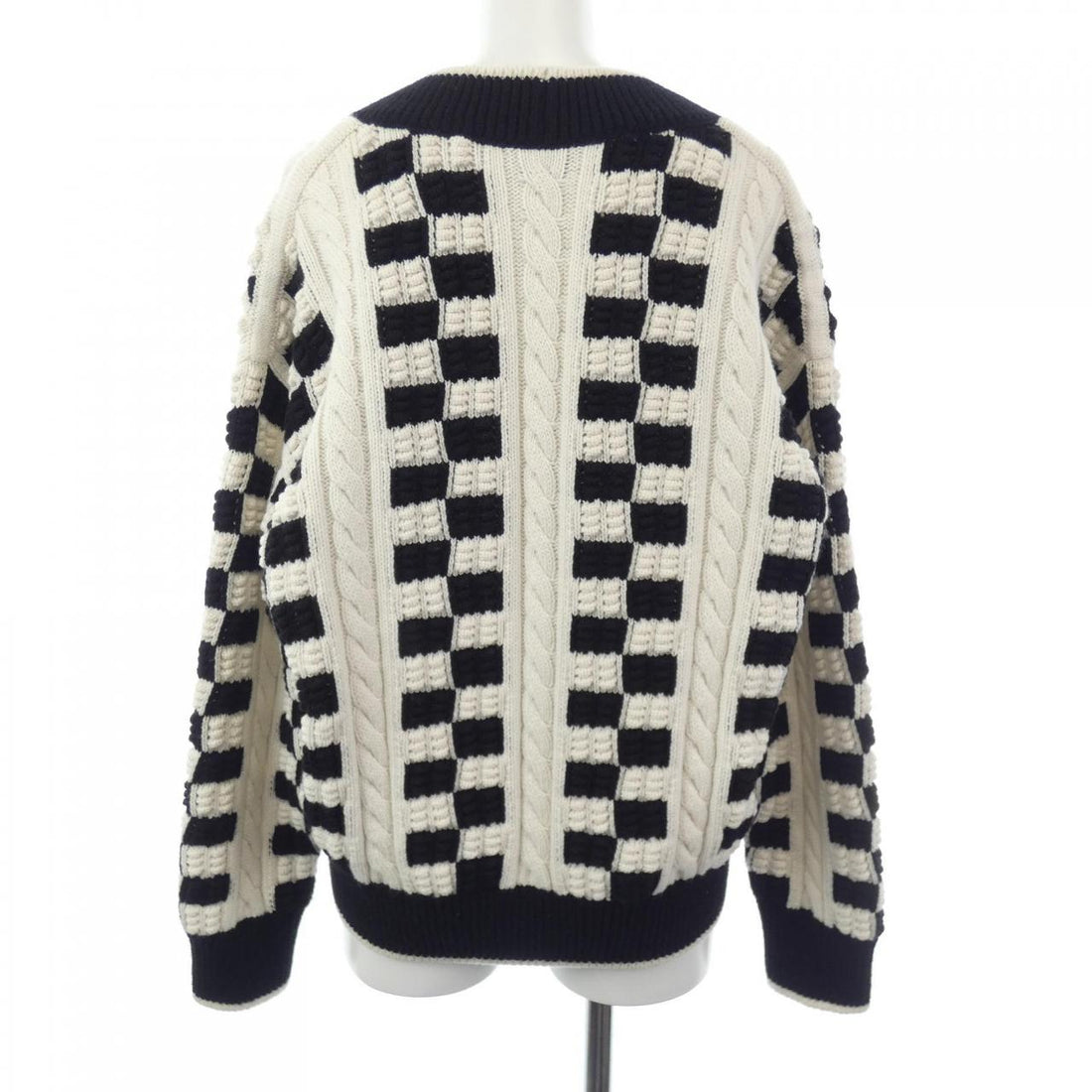 Chanel P74123K10621 Cashmere Knit