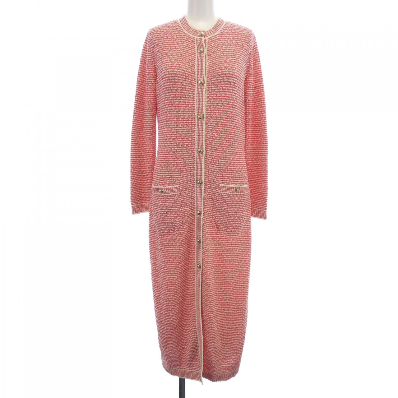 Chanel P70398K10019 Long Cardigan