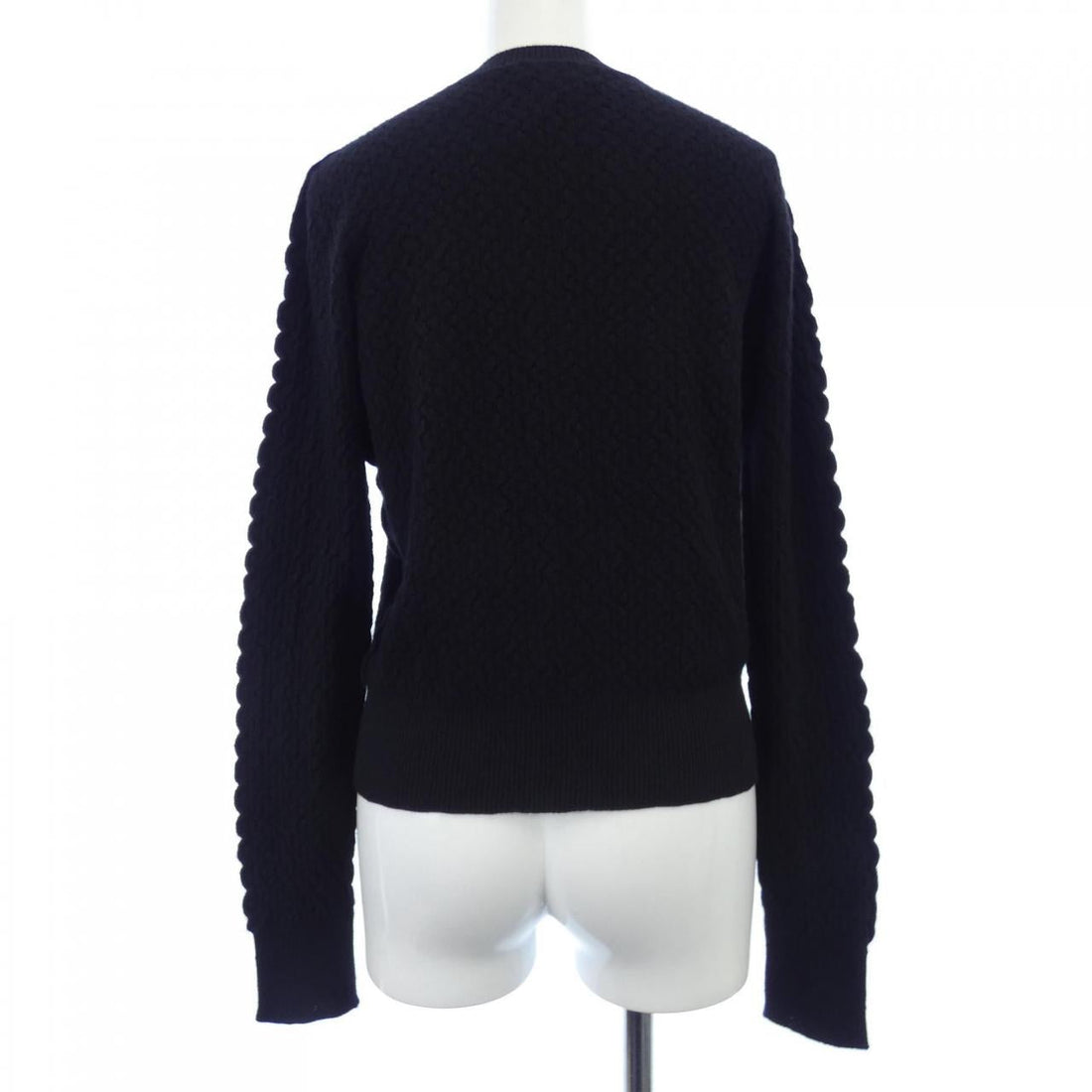 Chanel P75335K10778 Cashmere Knitwear