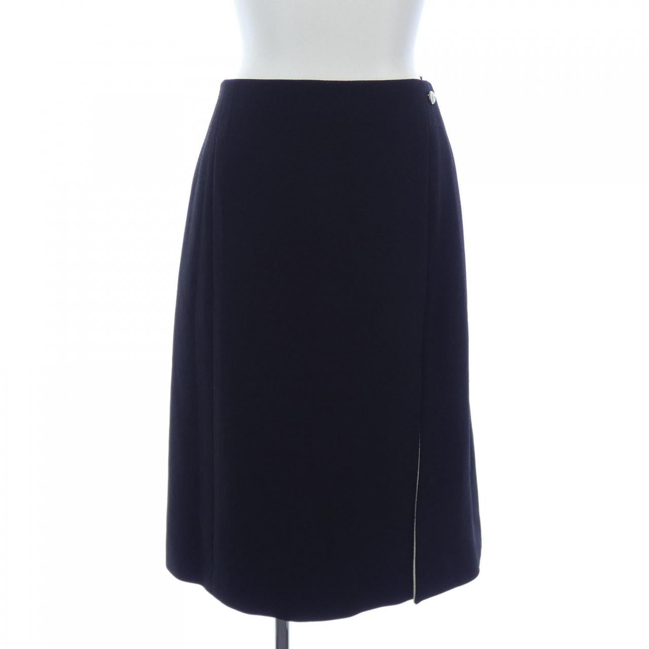 Chanel P71822V63363 Silk Skirt