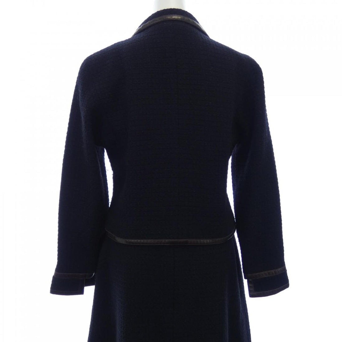 Chanel P16177V08882 Suit