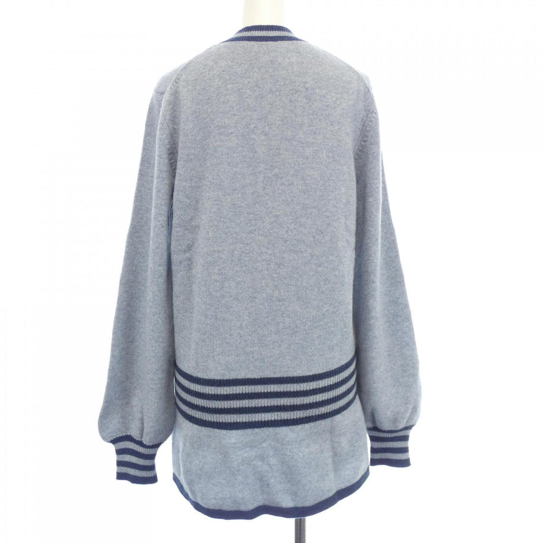 Chanel P51247K06577 100% Cashmere Knit