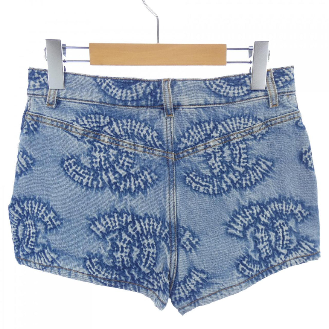 Chanel P76377V68120 Shorts