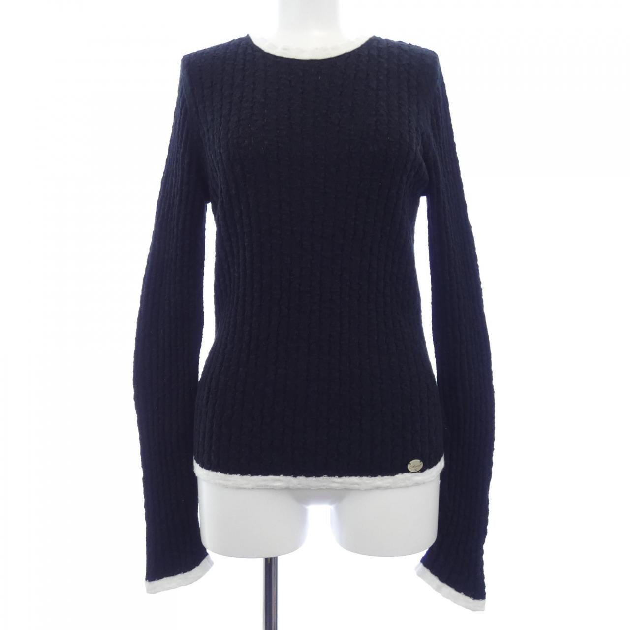 Chanel P72076K10342 Knitwear
