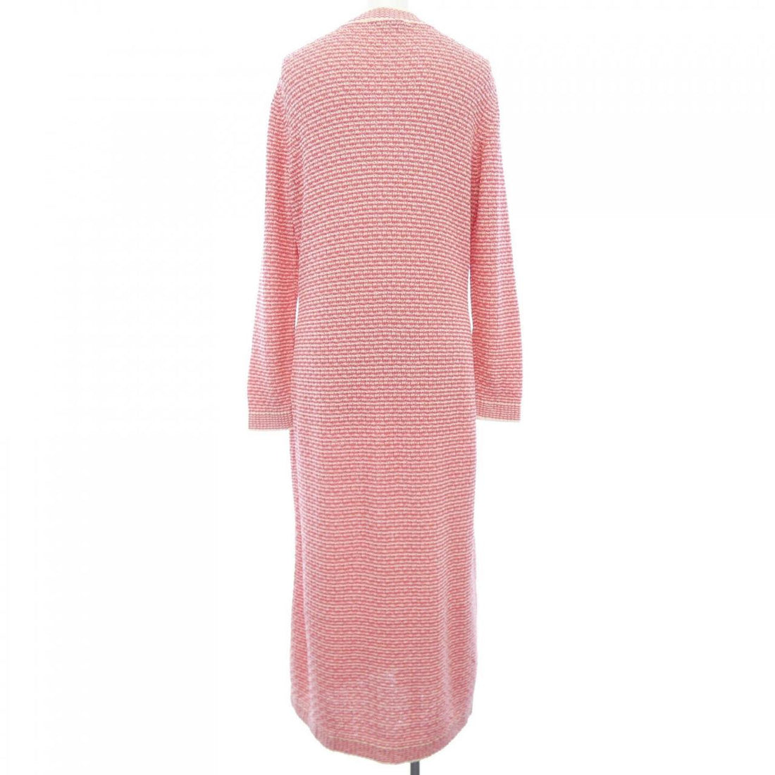 Chanel P70398K10019 Long Cardigan