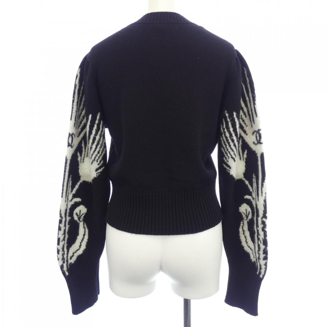 Chanel P70944K10157 21A Silk Cashmere Knit