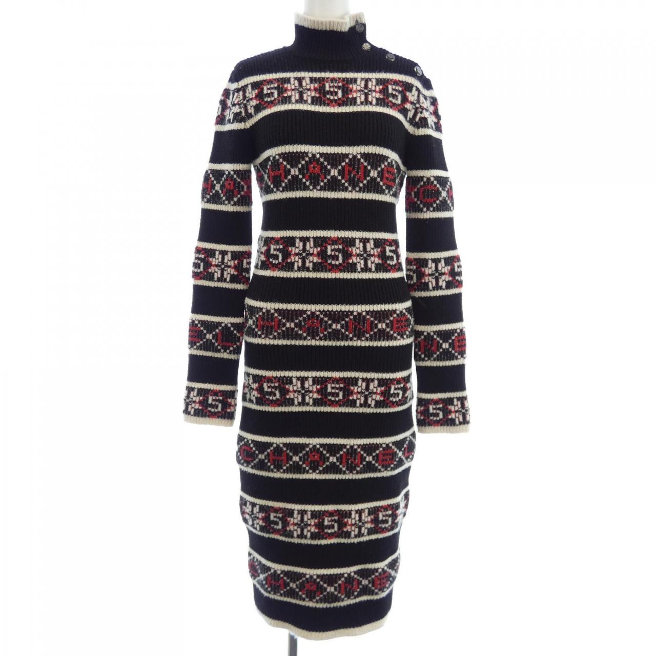 Chanel P62547K48021 Cashmere Dress