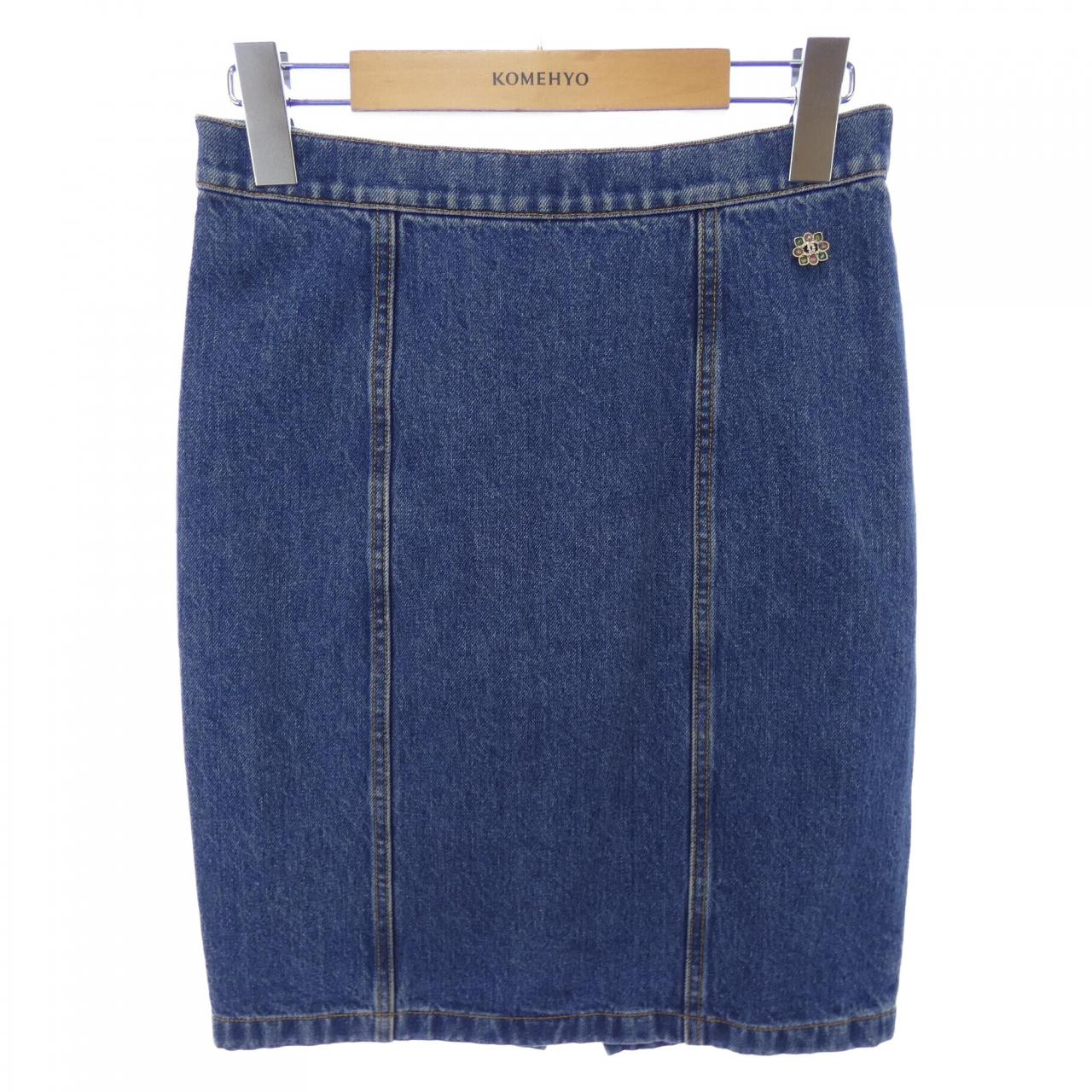 Chanel P73756V65335 Skirt