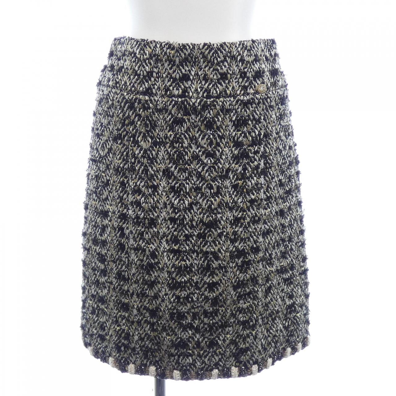 Chanel P44043V32312 Skirt