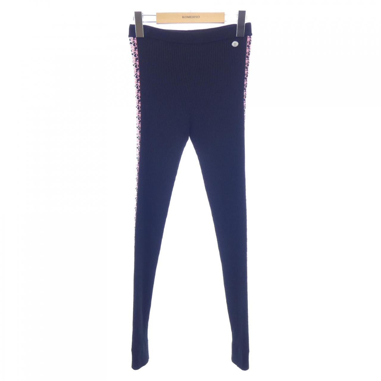 Chanel P65170V61046 Pants