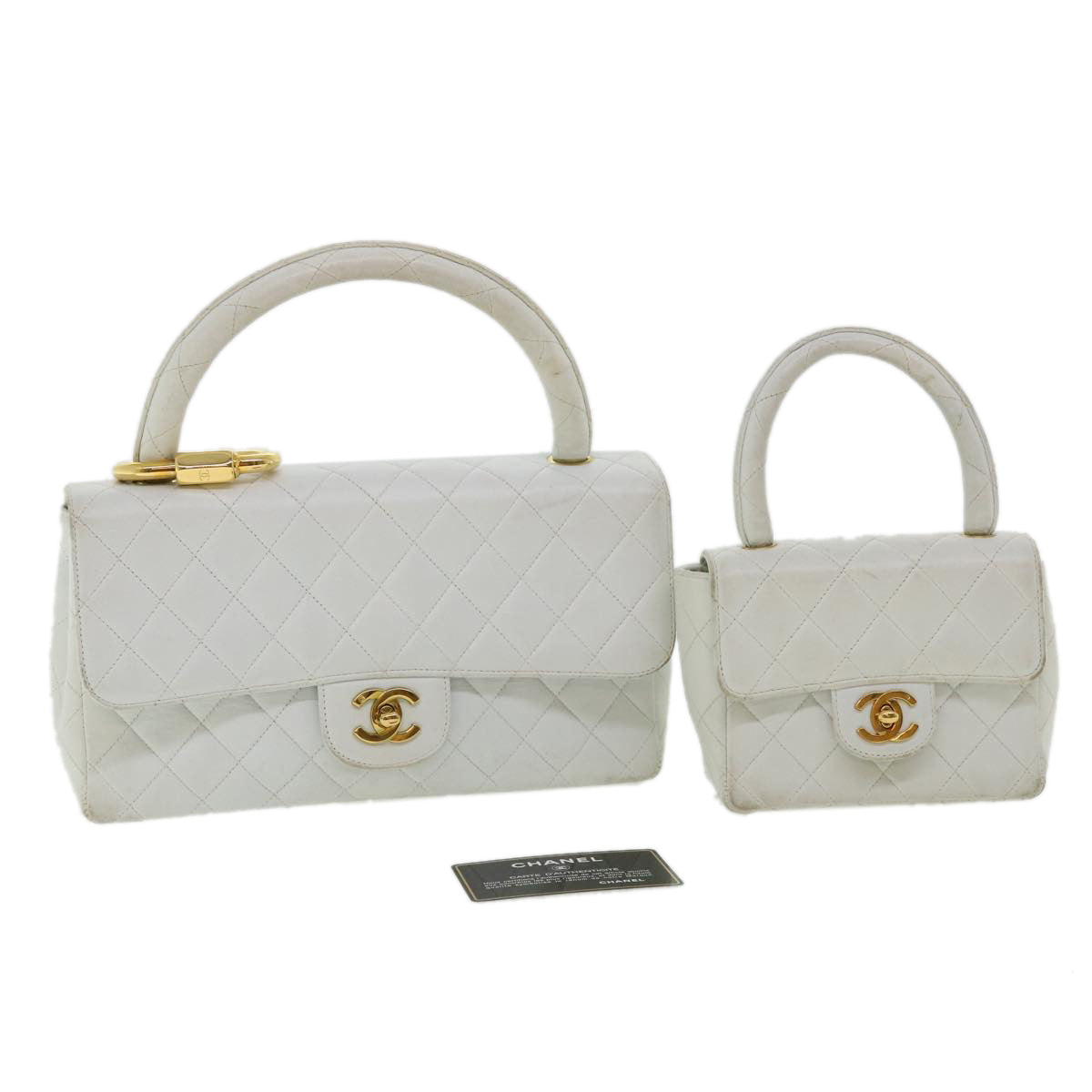 Top Quality Chanel Matelasse Pair Shoulder Bag Lamb Skin White CC Auth 32416A