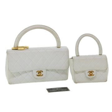 Top Quality Chanel Matelasse Pair Shoulder Bag Lamb Skin White CC Auth 32416A