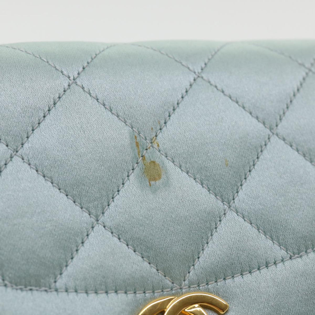Top Quality Chanel Diana Matelasse Shoulder Bag Satin Light Blue CC Auth 33325A