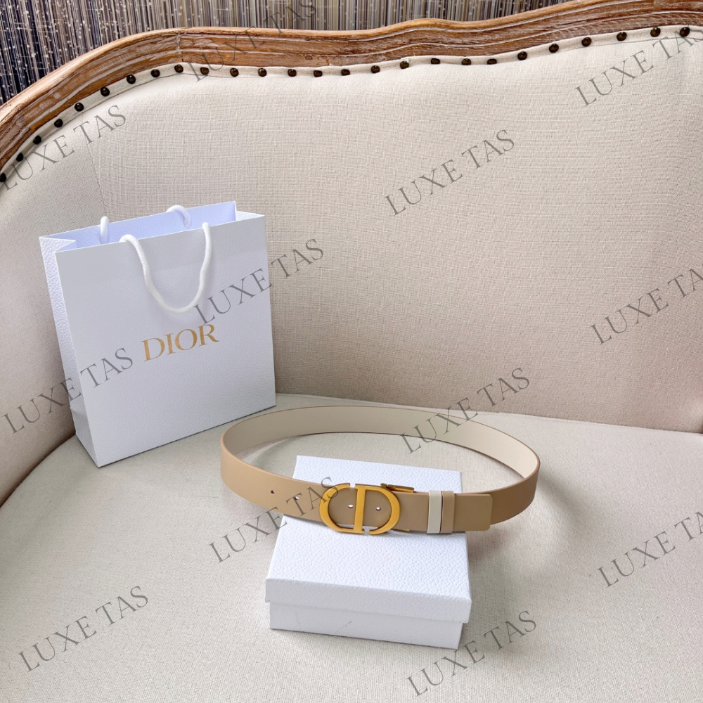 35mm Latte and Beige 30 Montaigne Reversible Belt Designer Belts for Women
