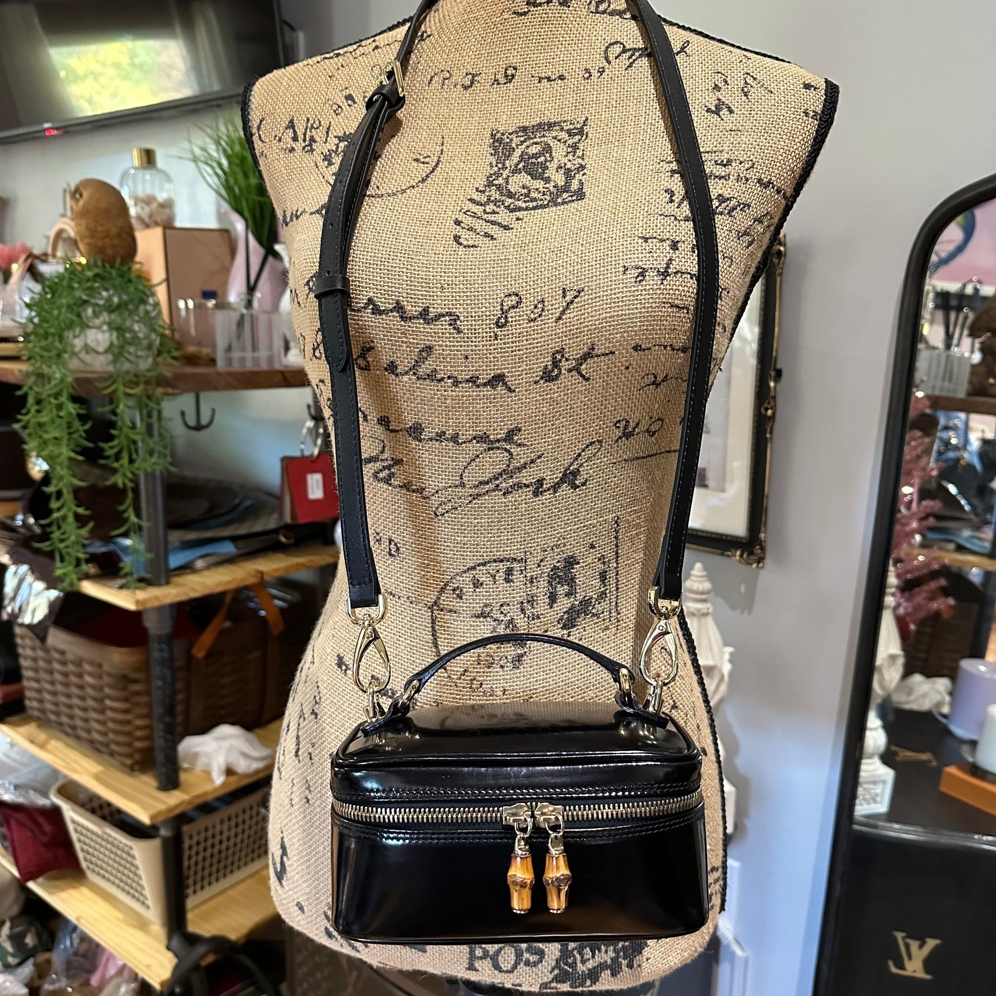 The Junco Crossbody/Clutch -Prestige Totes Bags Gucci Bamboo Cosmetic Bag in Black Leather