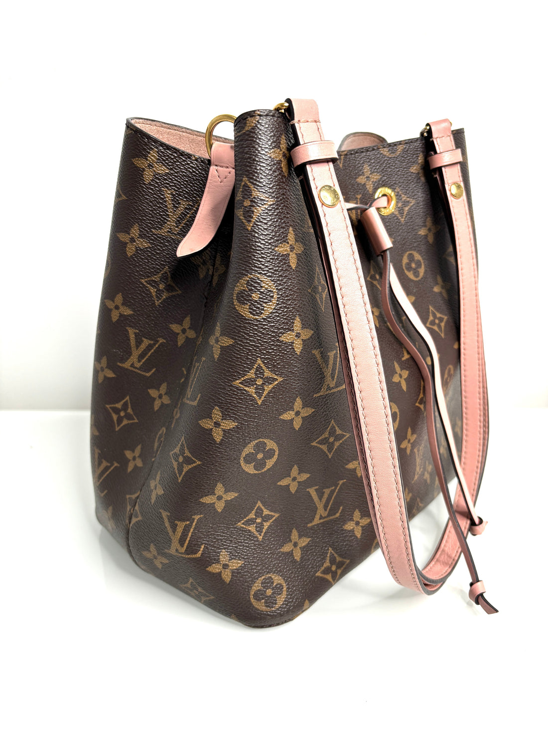 Louis Vuitton NeoNoe Monogram Bucket Shoulder Bag
