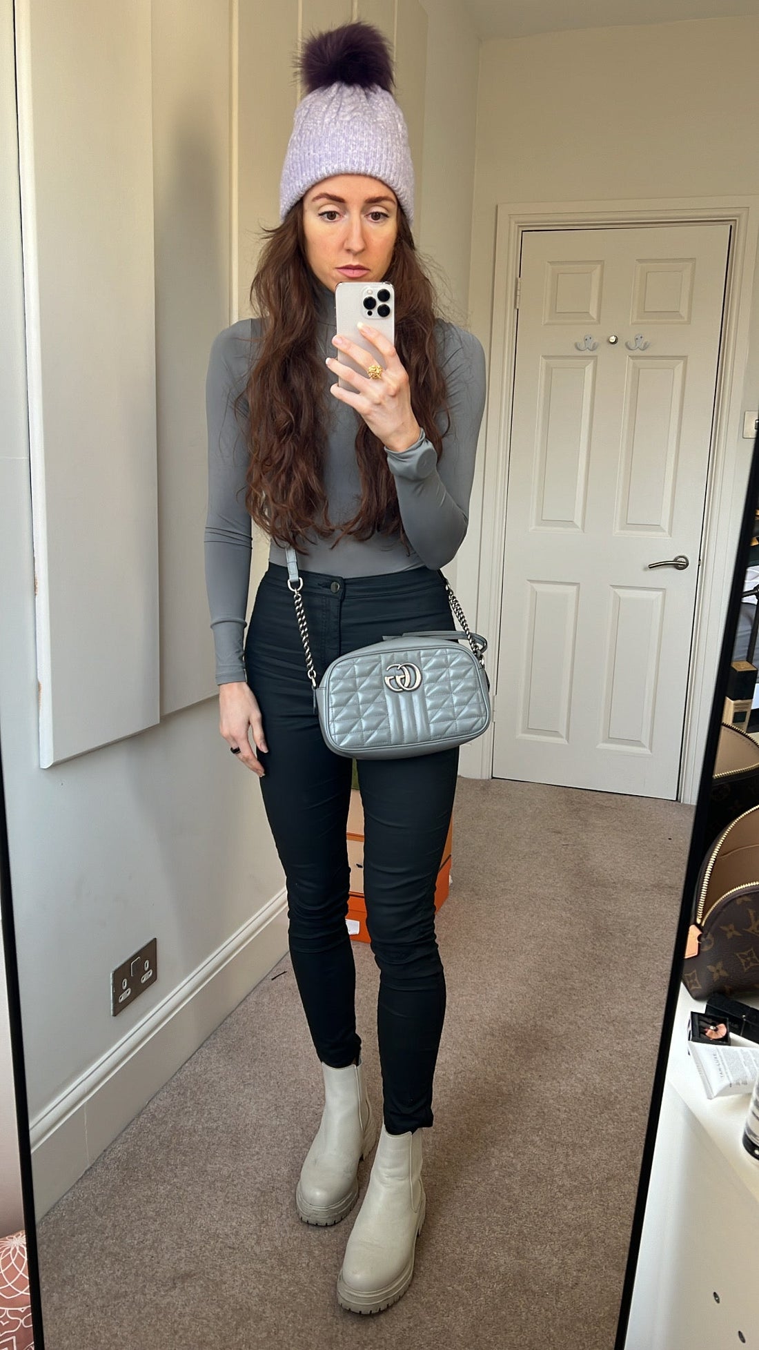 Gucci Aria GG Grey Marmont Small Shoulder Bag