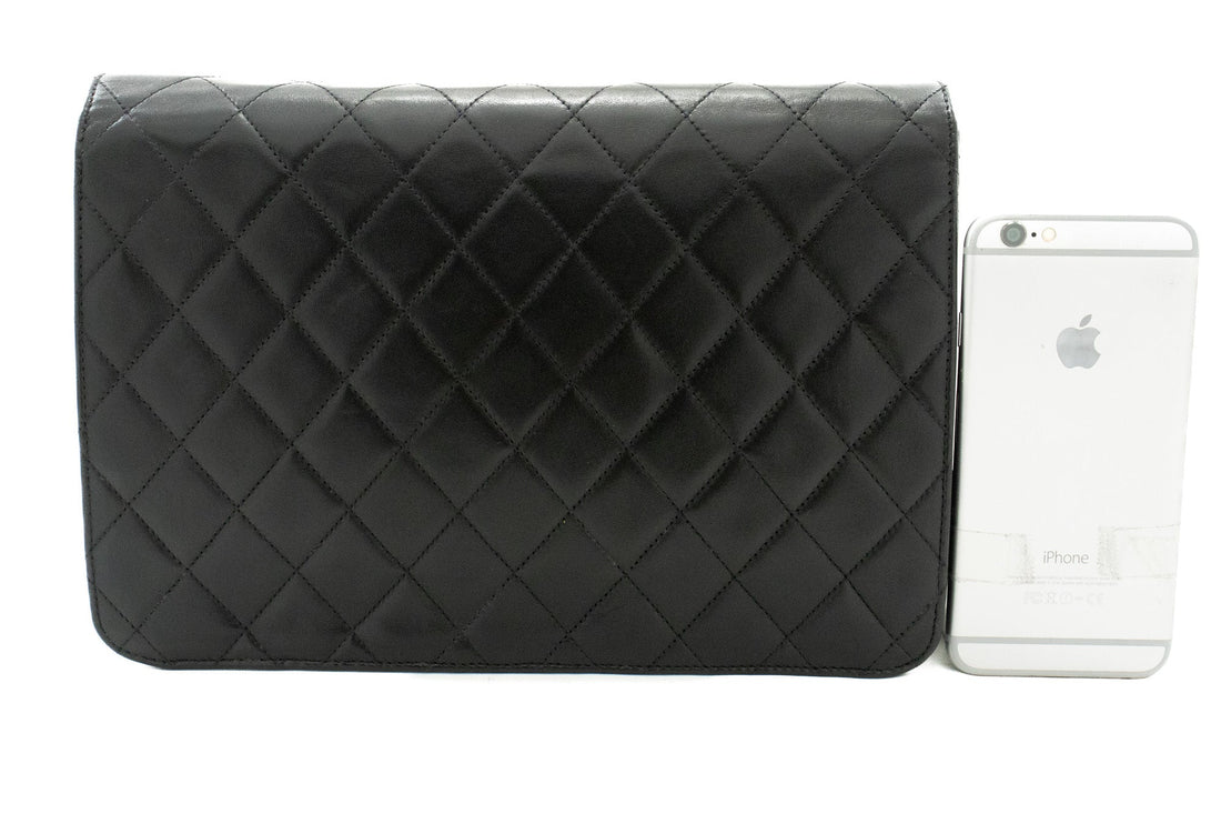 CHANEL Chain Shoulder Bag Clutch Black Quilted Flap Lambskin Purse j98