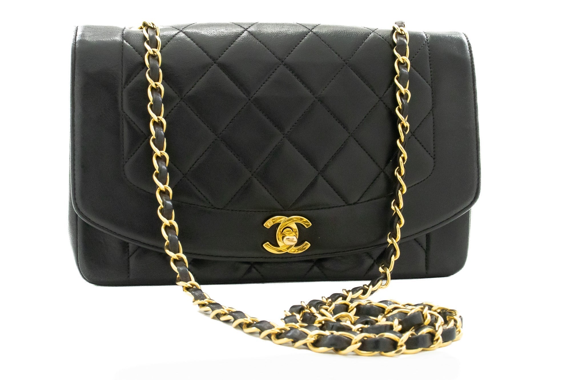 CHANEL Diana Flap Chain Shoulder Bag Black Quilted Lambskin Purse k28
