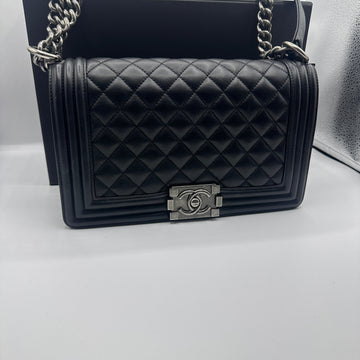 Chanel Boy Black leather Crossbody Bag
