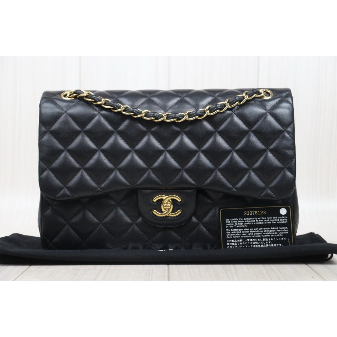 Very Good ( Rank A)? CHANEL Lambskin Matrasse Double Flap 30 Shoulder Bag Black Made In 2017Year  ?S25062501