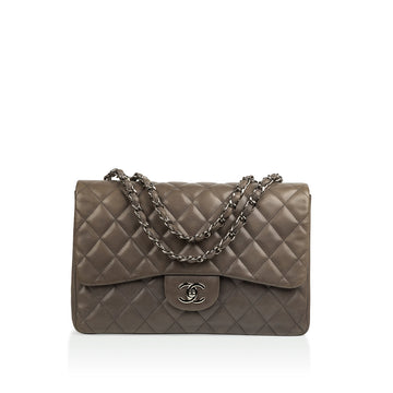 Chanel Classic Flap Bag Jumbo Single Flap