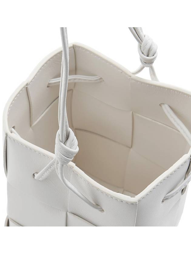 Bottega Veneta Intrecciato Cassette Small Bucket Bag White