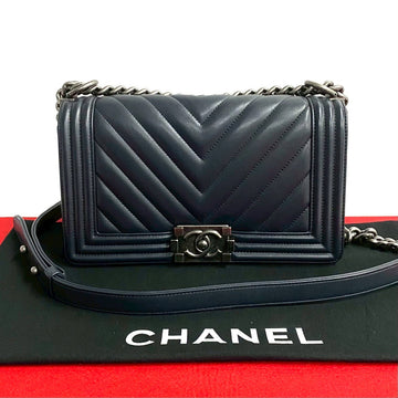 Chanel Boy Chanel Leather Shoulder Bag