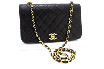 CHANEL Full Flap Chain Shoulder Bag Clutch Black Quilted Lambskin k84