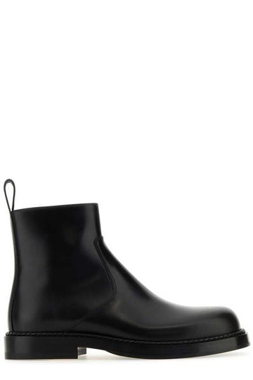 BOTTEGA VENETA Men's Leather Strut Ankle Boots
