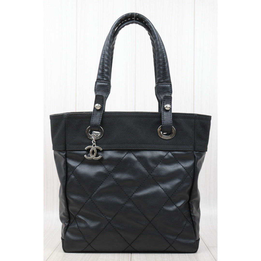 Good ( Rank AB)? CHANEL Canvas Tote Bag Black  Made In 2009-2010 Year?P25062705