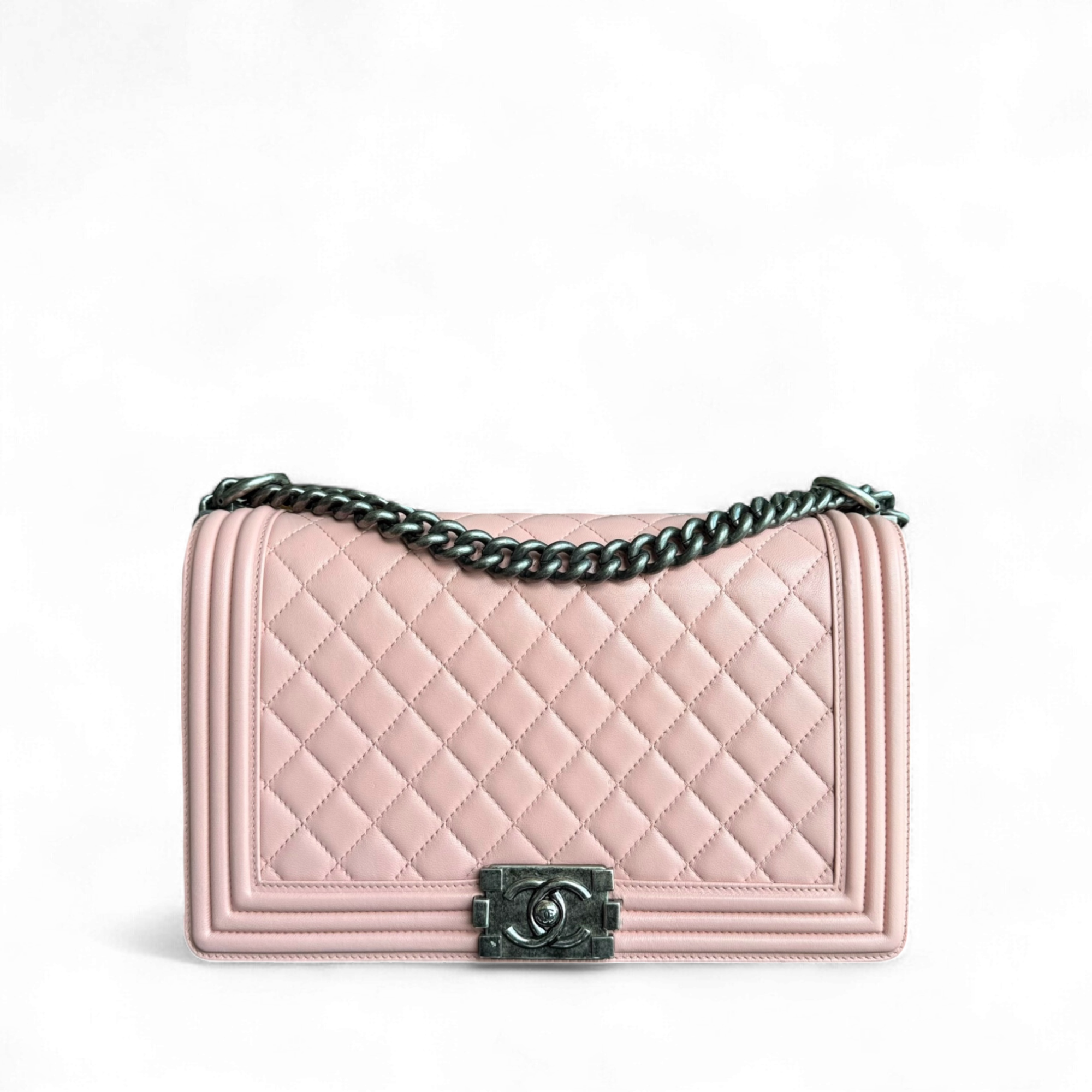 Chanel Boy Medium - 28CM Quilted Lambskin Pink Ruthenium Silver Hardware Series 20