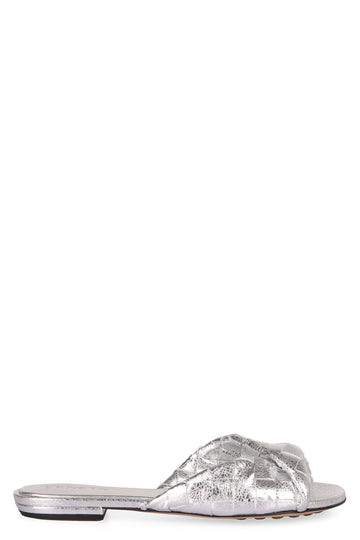 BOTTEGA VENETA Leather Flat Sandals for Women - Perfect for SS25