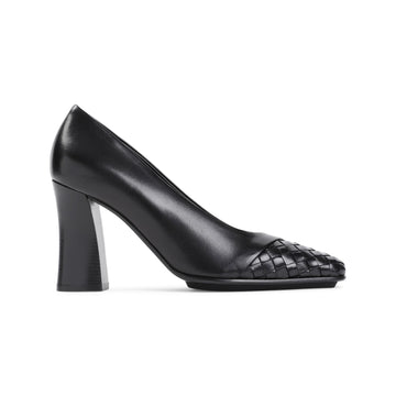BOTTEGA VENETA Elegant Leather Pump