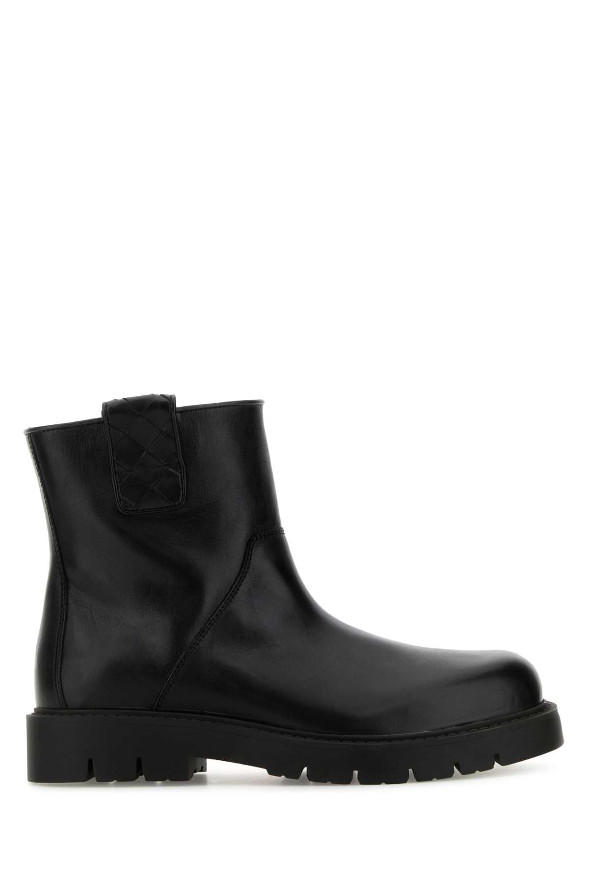 BOTTEGA VENETA Premium Leather Ankle Boots for Men
