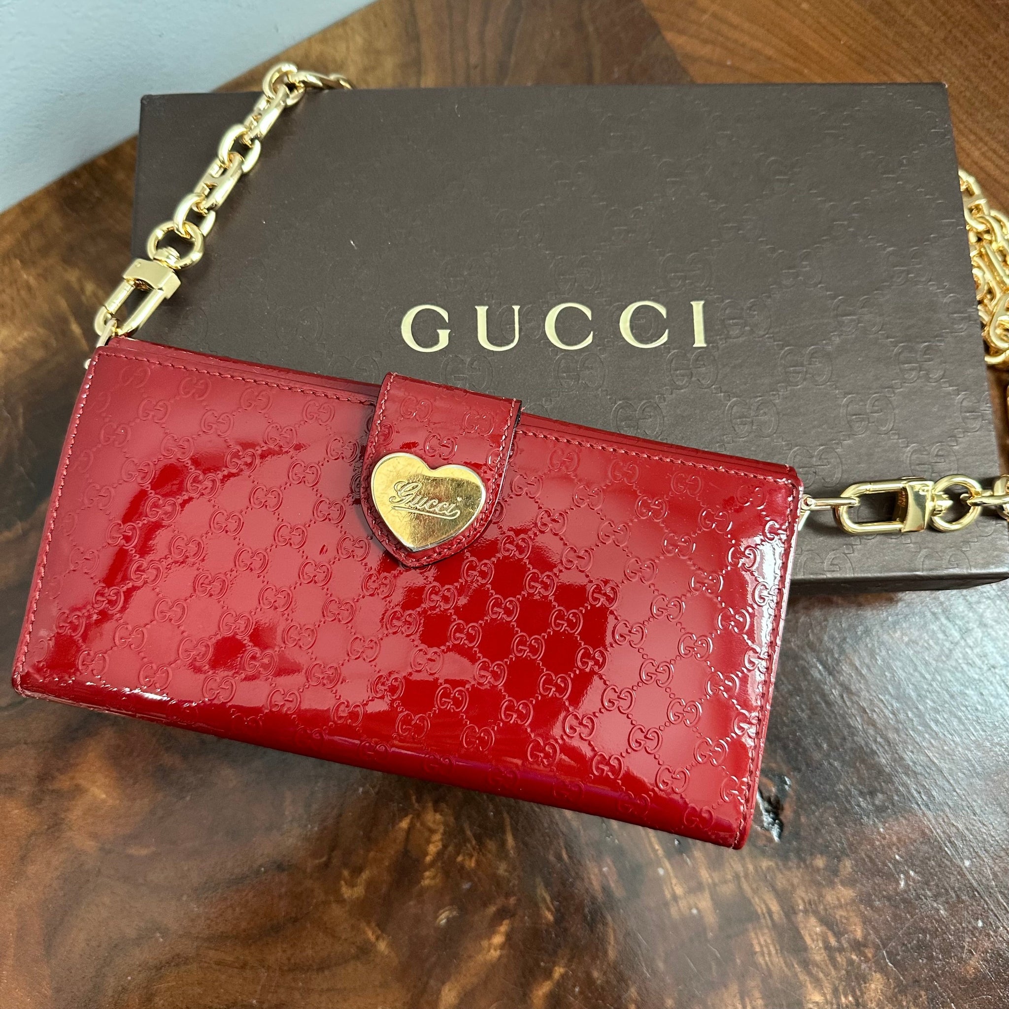The Junco Wallet on Chain - Prestige Totes Bags GG in Red Patent Leather