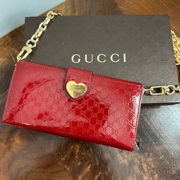 The Junco Wallet on Chain - Prestige Totes Bags GG in Red Patent Leather