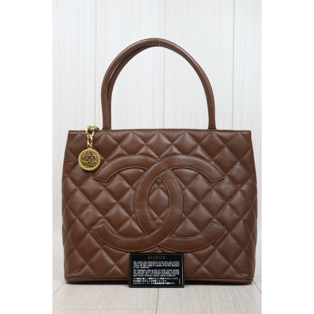 Very Good ( Rank A)? CHANEL Caviar Skin Calf Leather Tote Bag Golden Brown Made In 1997?1999Year?P25071803
