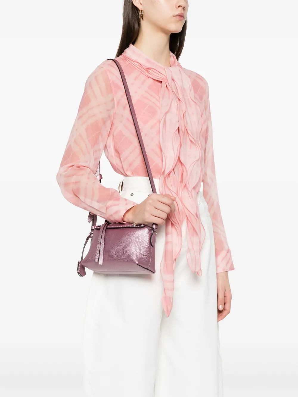 FENDI Mini Chic Handbag - Perfect for the Modern Woman