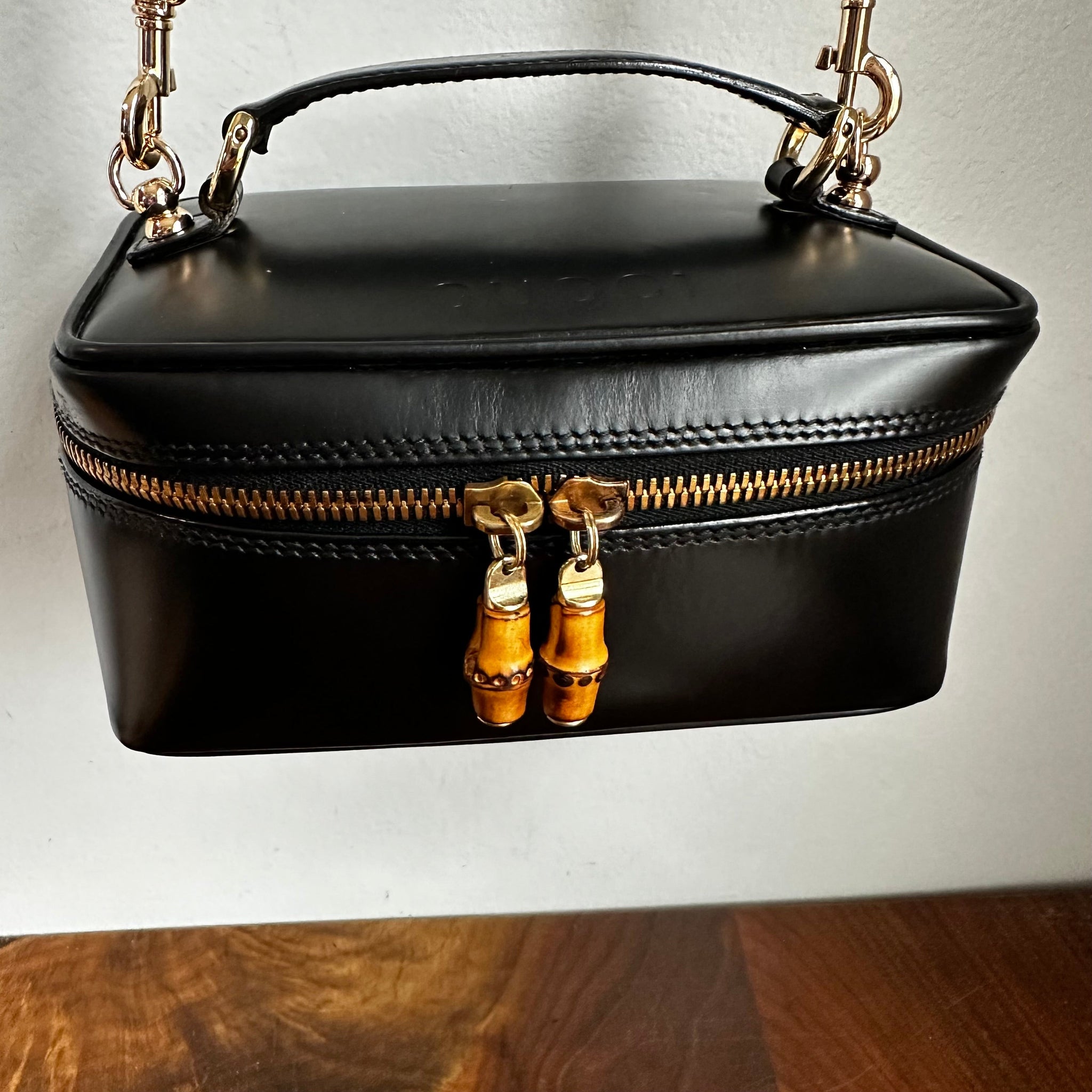 The Junco Crossbody/Clutch -Prestige Totes Bags Gucci Bamboo Cosmetic Bag in Black Leather