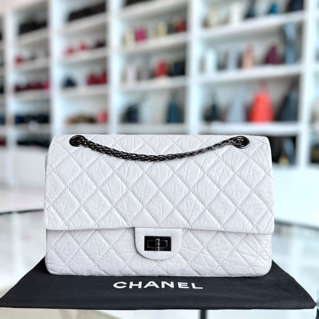 Chanel 2.55 Reissue 226 - 28CM Quilted Calfskin White Black Hardware Series 12