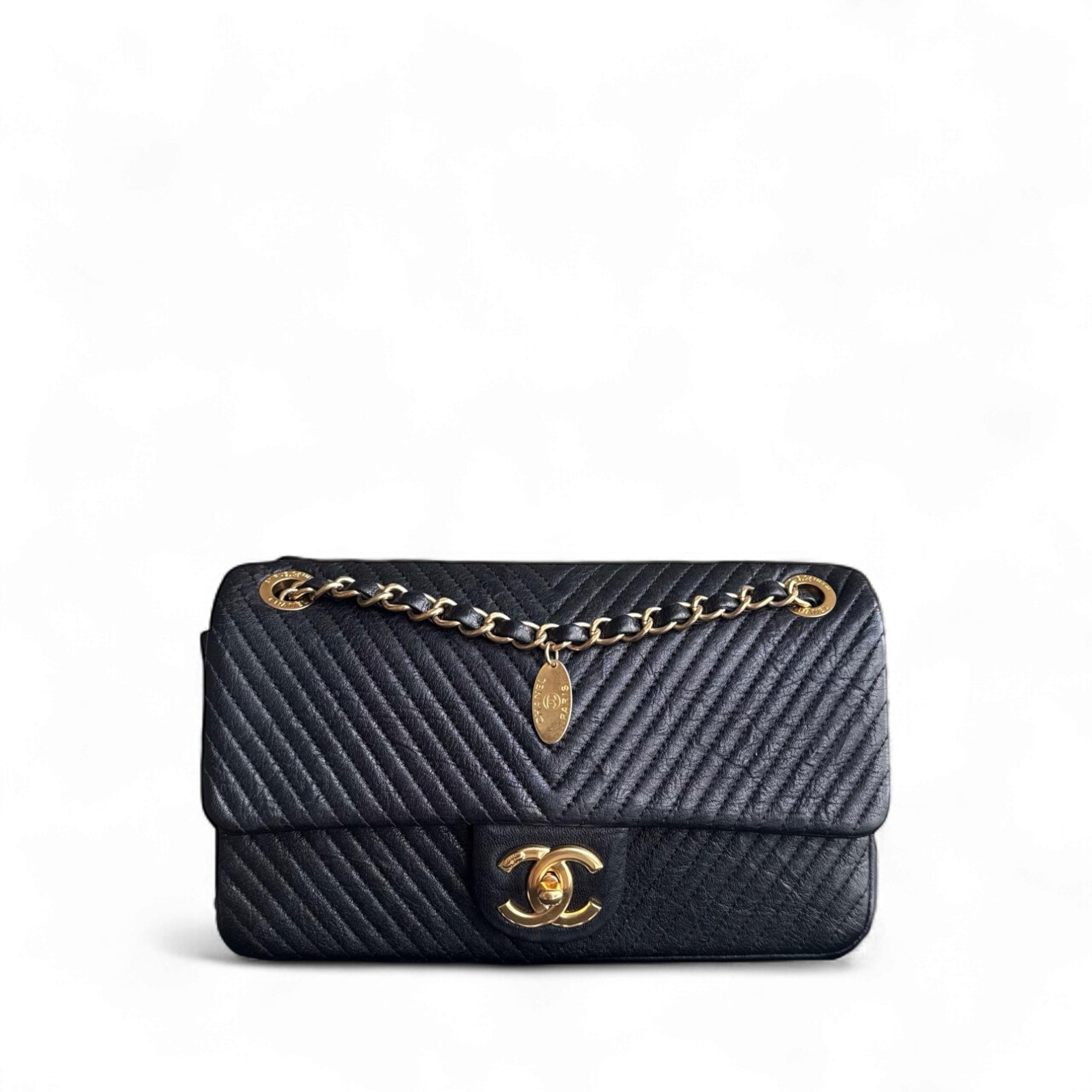 Chanel Seasonal Flap Medium - 25CM Surpique CC Herringbone Medallion Flap Chevron Goatskin Black Gold Hardware Series 21