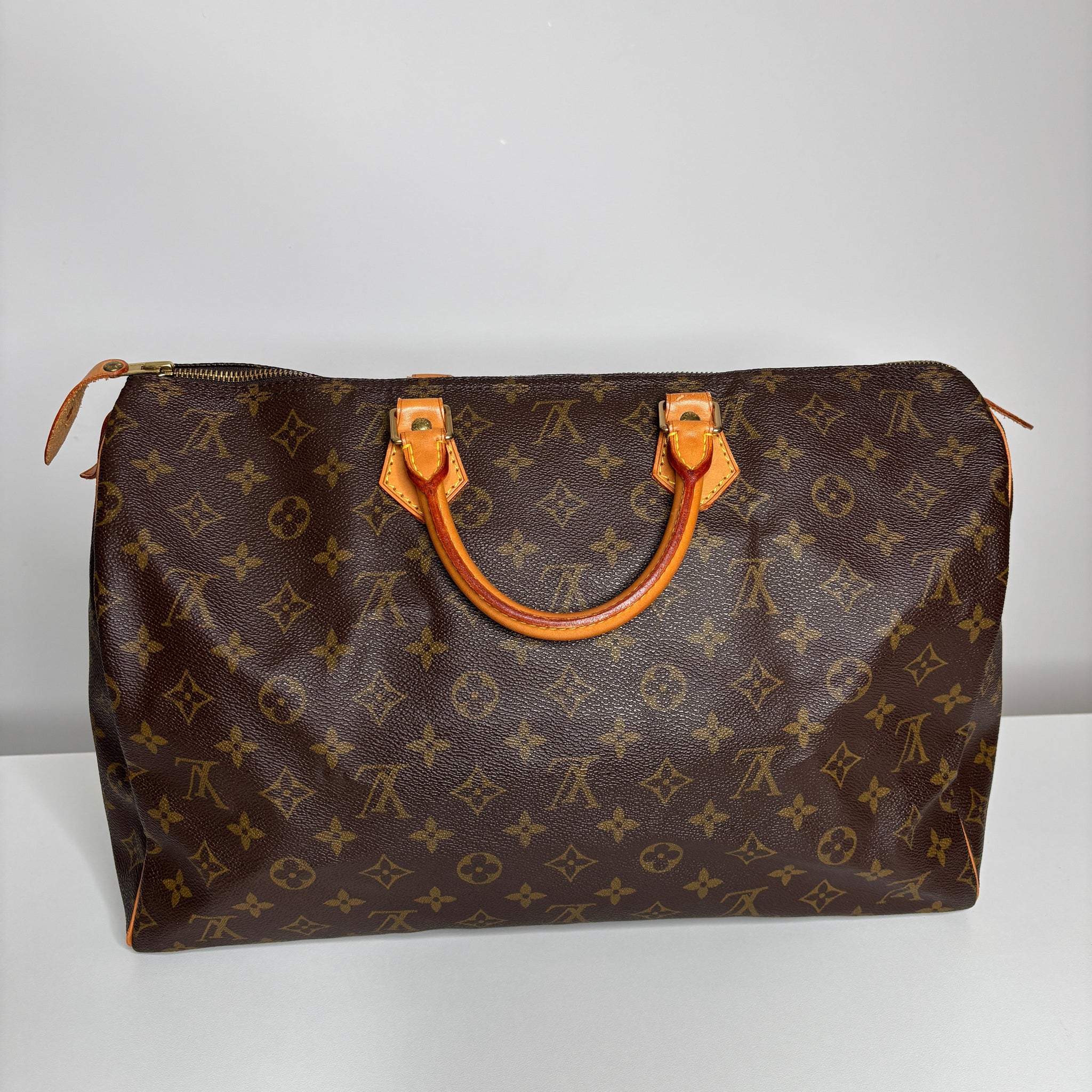Louis Vuitton Speedy 40 Monogram Canvas Handbag