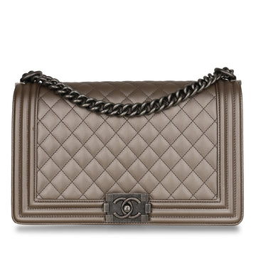 Chanel Boy Bag New Medium