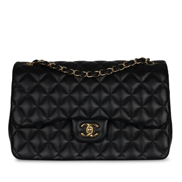 Chanel Classic Flap Bag Jumbo