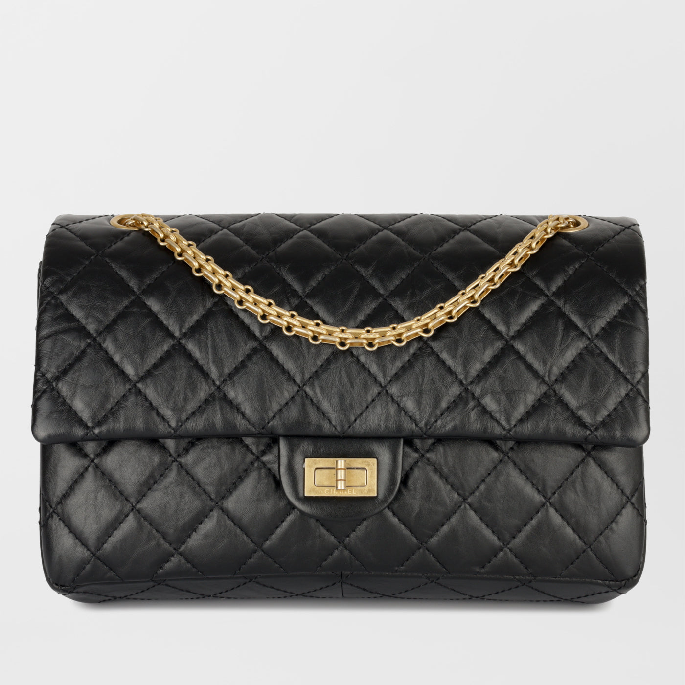 Chanel 2.55 Reissue 226