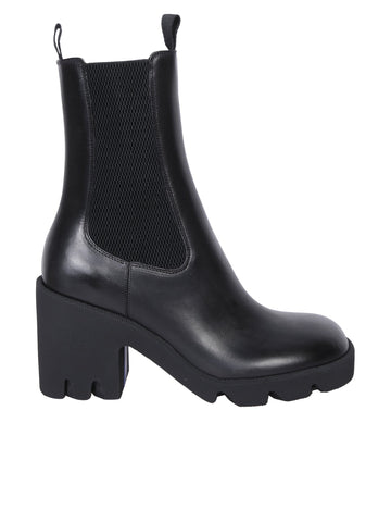 BURBERRY Chic Ankle Boots for Women