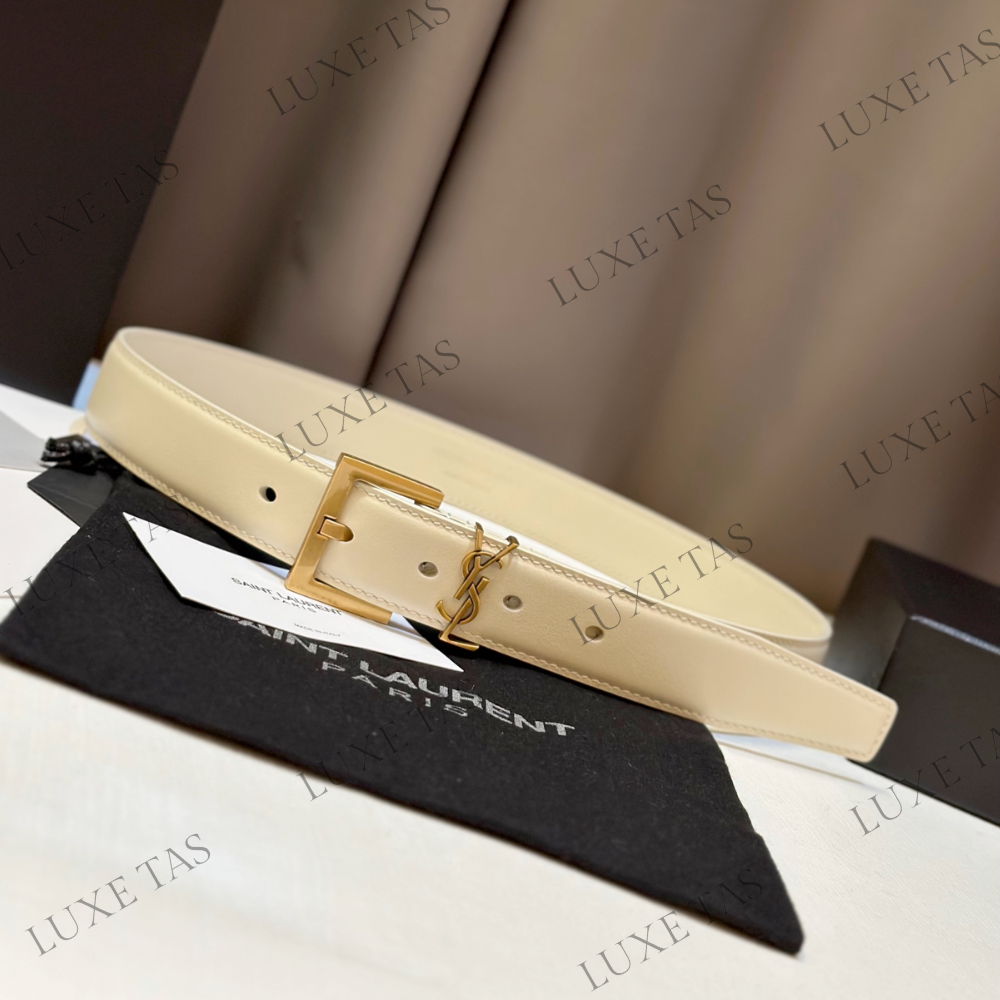 Blanc Vintage Cassandre Belt With Square Buckle Designer Belts for Women