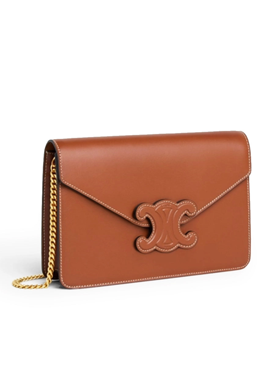 Wallet on Chain Triomphe in Shiny Calfskin Tan