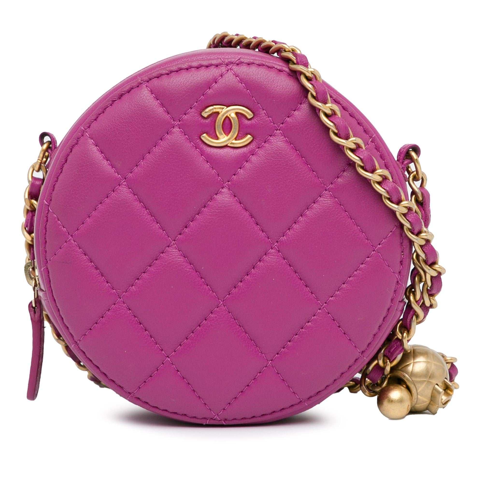 Chanel CC Quilted Lambskin Pearl Crush Round Clutch with Chain (SHG-y8BBxN)